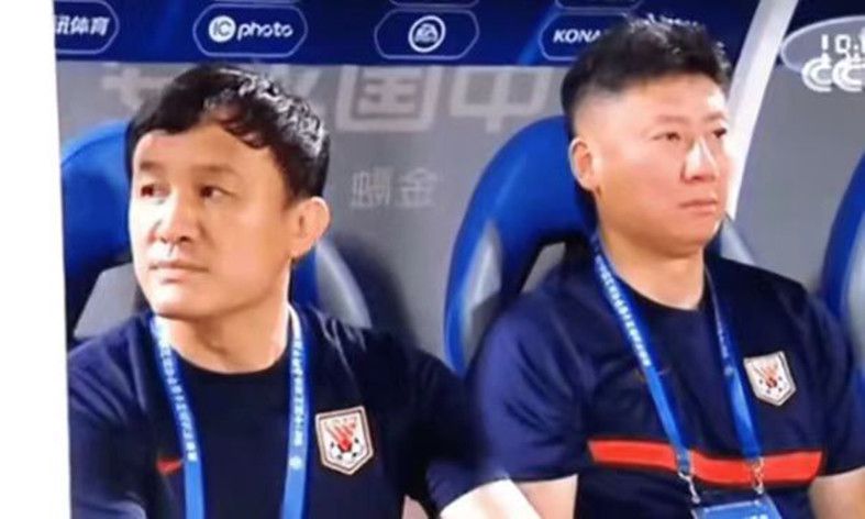 亚洲成人av片在线观看