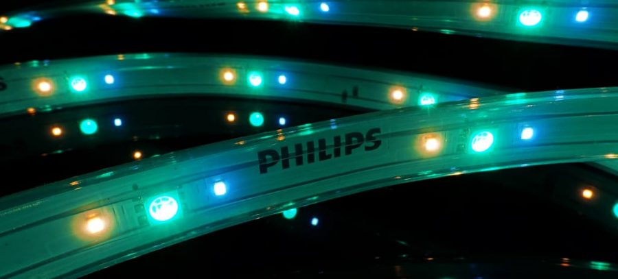 Reseña Philips Hue Lights Trip, Philips Hue Lights Trip, Philips Hue LightsTrip, Tiras de Led Adhesivas de Philips, iluminación domótica, domotica philips, domotica store, Tira Philips Hue Lights Trip